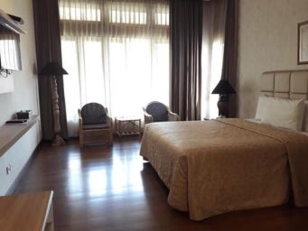 La Oma Hotel 3*