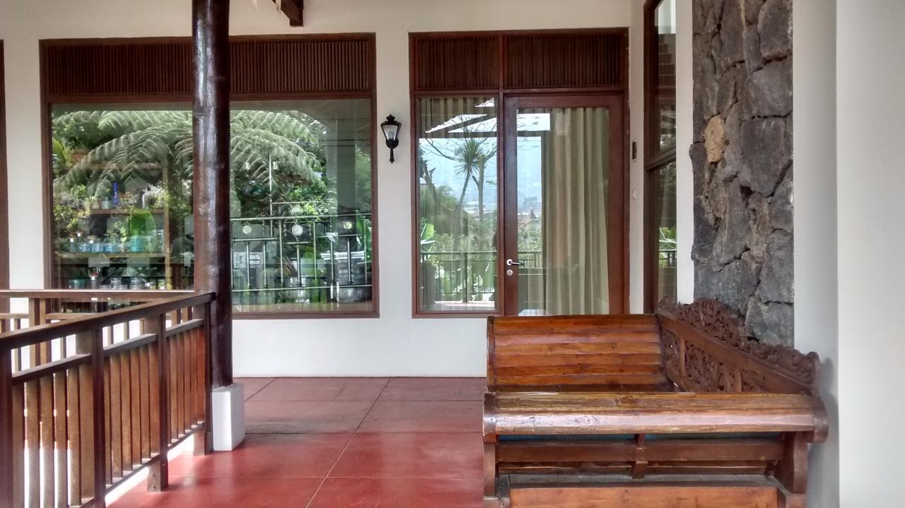 La Oma Hotel 3*