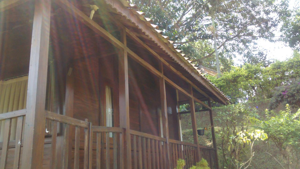 La Oma Hotel